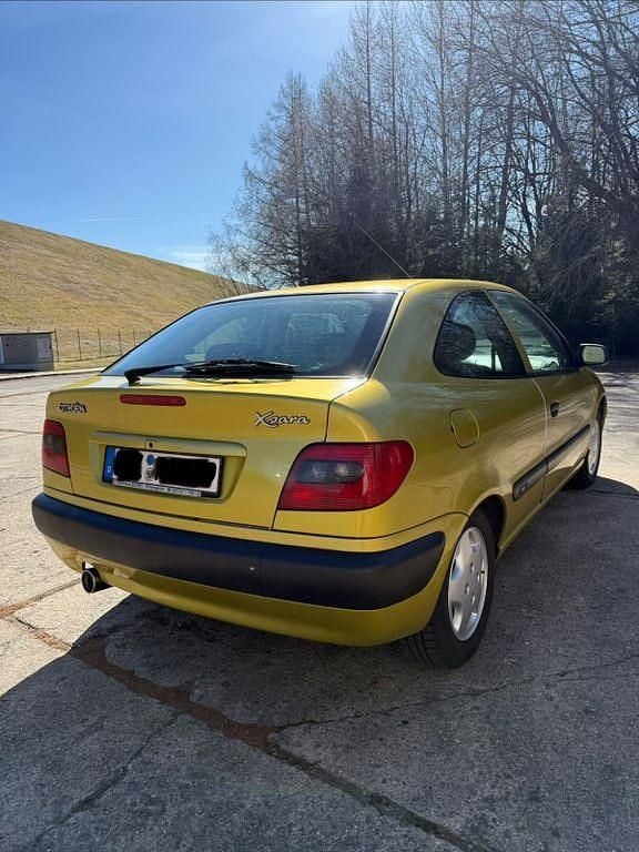 Gebraucht Citroën Xsara 75 PS (55 kW) 2000 Gelb Coupé