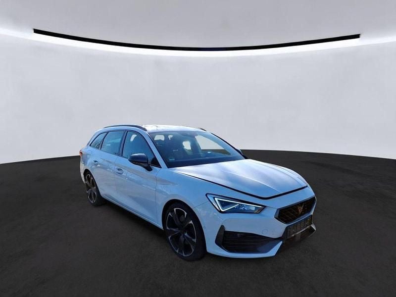 Second-hand Cupra Leon VZ 245 CP (180 kW) 2024 Alb Berlinǎ