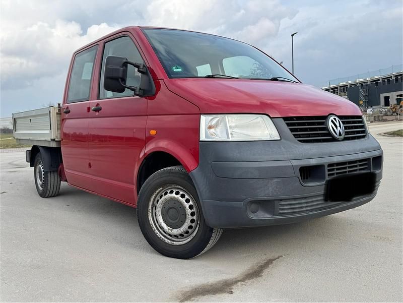 Gebraucht VW T5 105 PS (77 kW) 2007 Rot Van