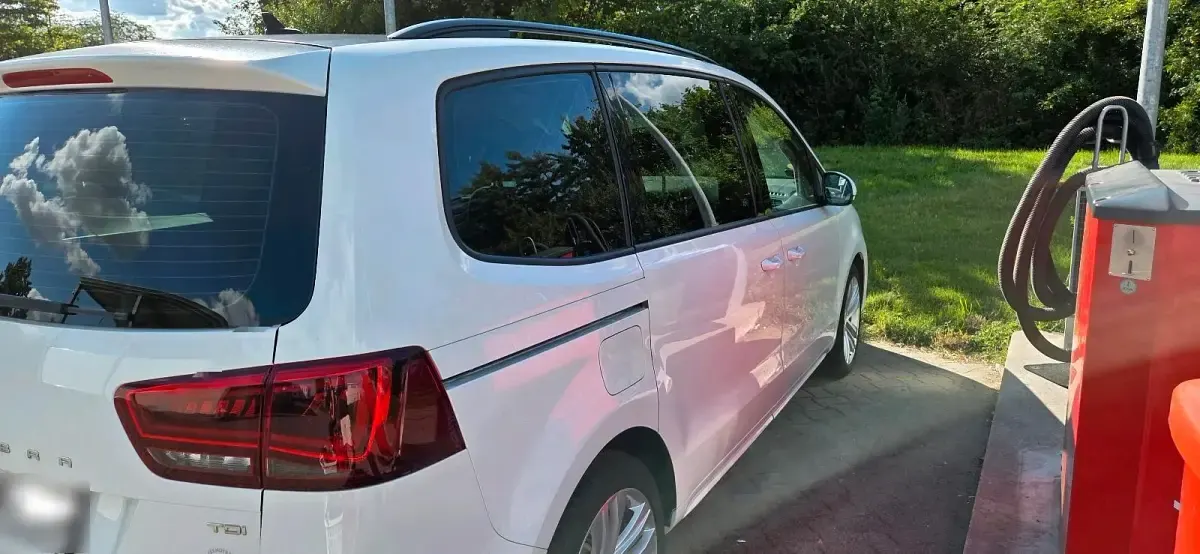 Gebraucht Seat Alhambra 184 PS (135 kW) 2017 Weiß Van / Kleinbus