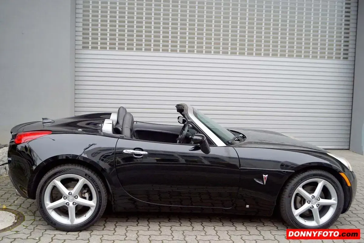 Gebraucht Pontiac Solstice 264 PS (194 kW) 2008 Schwarz Cabrio