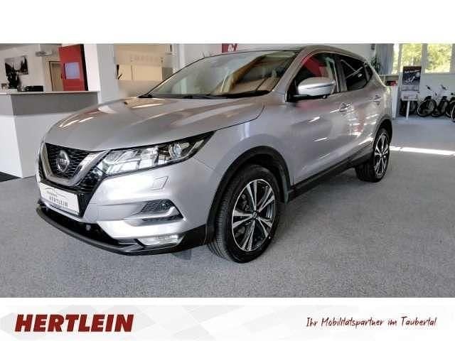 Silber Gebraucht 2018 Nissan Qashqai N-Connecta SUV | 13.990 € (Fairer Preis) - Bild 1/4