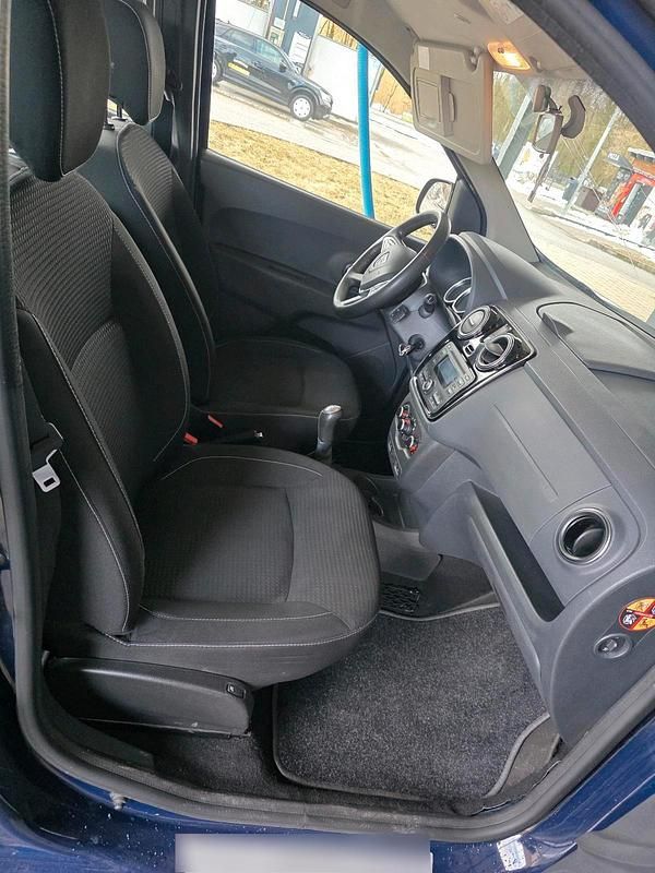 Gebraucht Dacia Lodgy 116 PS (85 kW) 2018 Van / Kleinbus