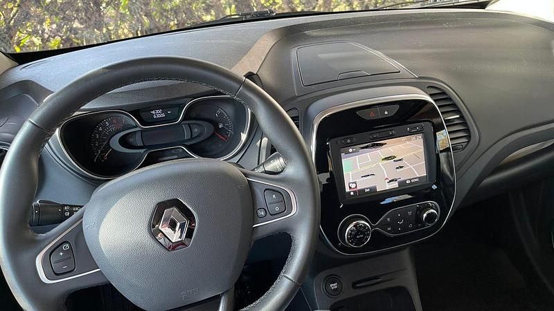 Gebraucht Renault Captur LIMITED 118 PS (86 kW) 2018 Schwarz SUV