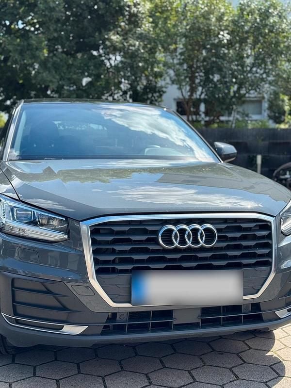Gebraucht Audi Q2 Ambiente 150 PS (110 kW) 2018 SUV
