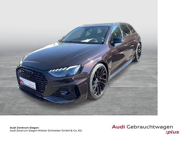Gebraucht Audi RS4 Ambiente 450 PS (330 kW) 2023 Individuallackierungen audi exclusive Kombi