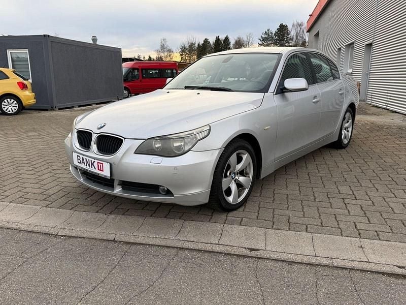 Gebraucht BMW 520 170 PS (125 kW) 2004 Silber Limousine
