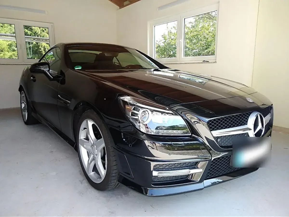 Gebraucht Mercedes SLK250 AMG line 204 PS (150 kW) 2013 Schwarz Cabrio