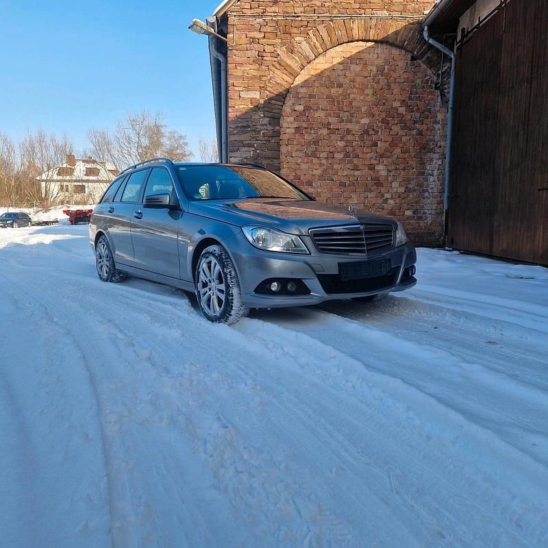 Gebraucht Mercedes C200 184 PS (135 kW) 2012 Kombi