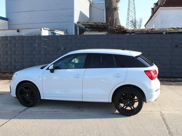 Gebraucht Audi Q2 S-Line 150 PS (110 kW) 2019 Gletscherweißmetallic 7211 (metallic) SUV