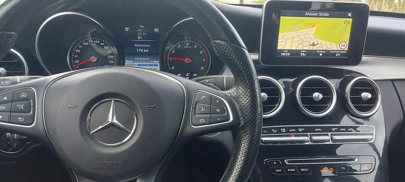 Gebraucht Mercedes C200 189 PS (139 kW) 2016 Grau Kombi