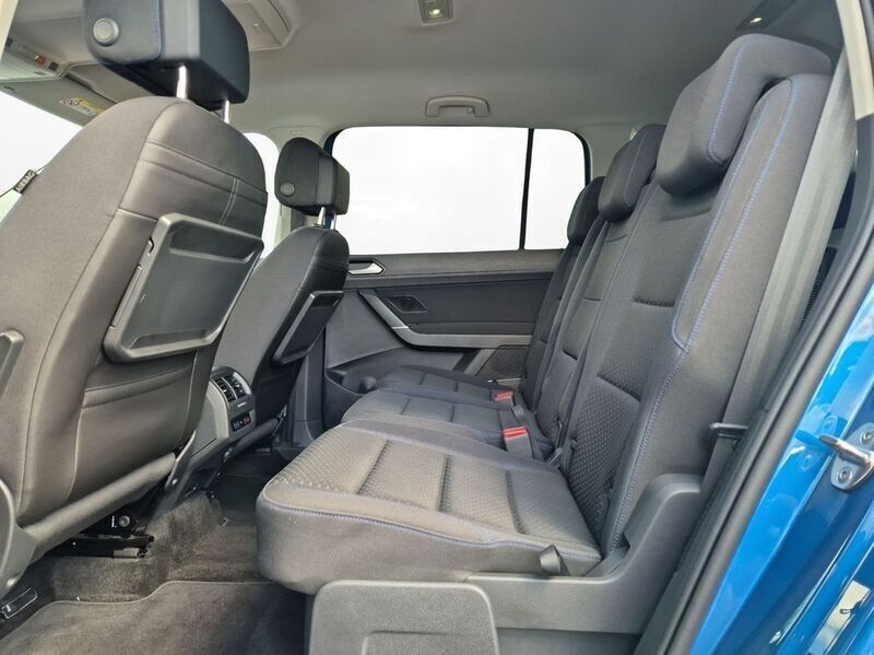 Gebraucht VW Touran Comfortline 116 PS (85 kW) 2020 Blau Van / Kleinbus