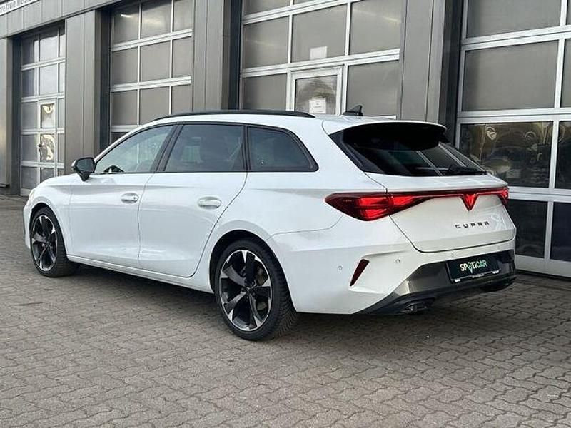 Gebraucht Cupra Leon 150 PS (110 kW) 2025 "nevada" weiss Kombi