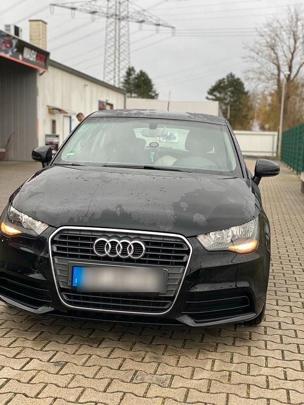 Schwarz Gebraucht 2012 Audi A1 Kleinwagen | 4.500 € - Bild 1/4