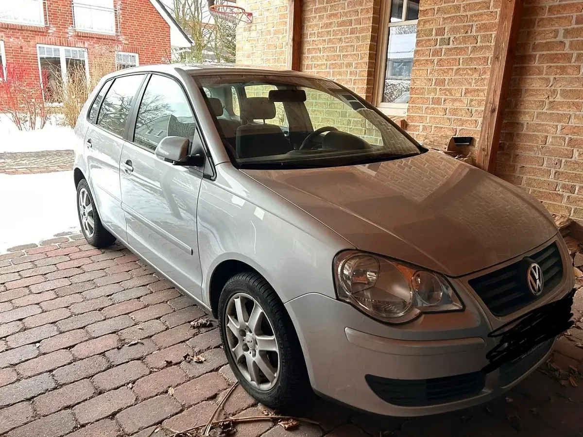 Gebraucht VW Polo 80 PS (58 kW) 2005 Grau Kleinwagen