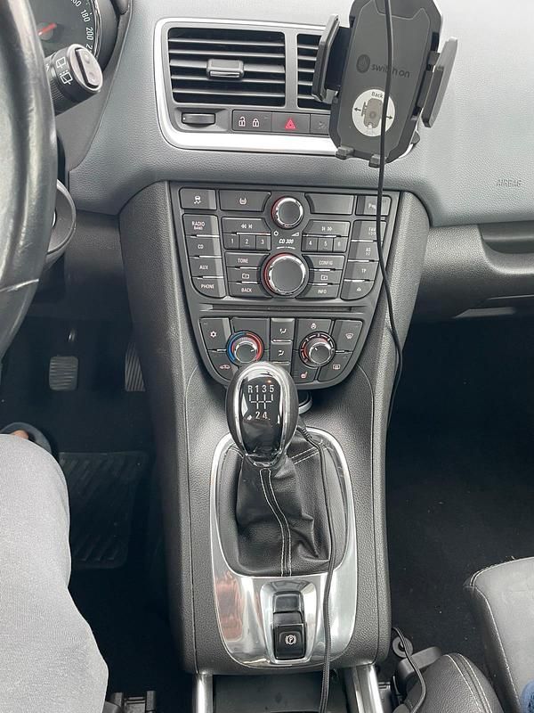 Gebraucht Opel Meriva 120 PS (88 kW) 2010 Braun Van / Kleinbus