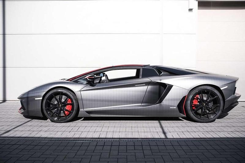Gebraucht Lamborghini Aventador 700 PS (514 kW) 2015 Grigio titans Cabrio