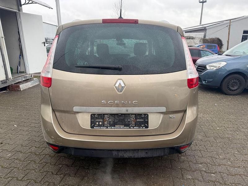 Gebraucht Renault Scénic III LIMITED 132 PS (97 kW) 2015 Beige Limousine