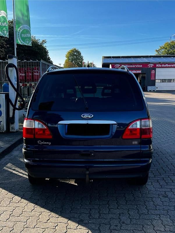 Gebraucht Ford Galaxy Ghia 204 PS (150 kW) 2003 Blau Van / Kleinbus