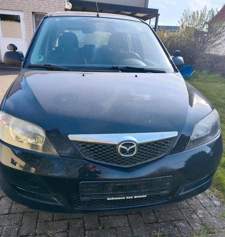 Blau Gebraucht 2005 Mazda 2 Limousine | 850 € (Guter Preis) - Bild 1/4
