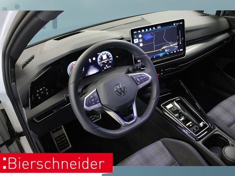 Gebraucht VW Golf VIII GTE 272 PS (200 kW) 2025 Weiß Kleinwagen