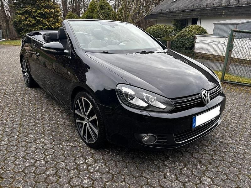 Gebraucht VW Golf Cabriolet Cup 140 PS (102 kW) 2014 Schwarz Cabrio