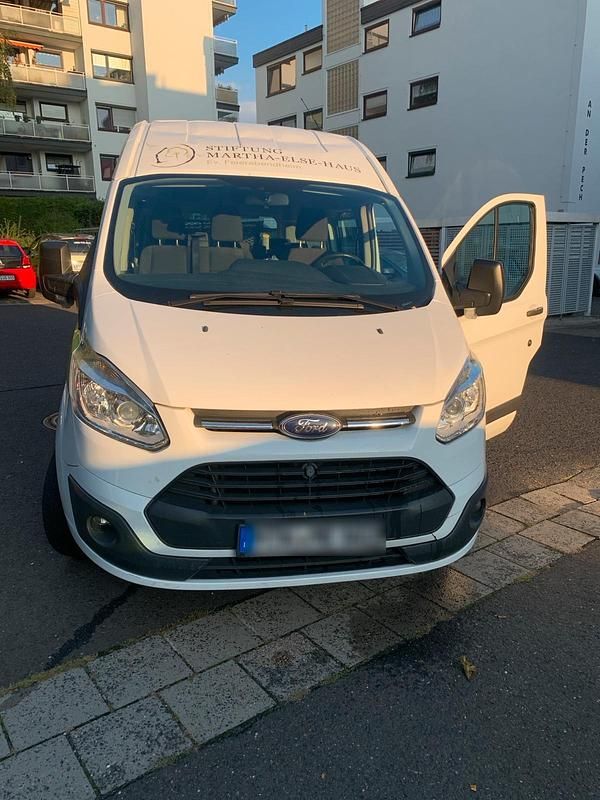 Weiß Gebraucht 2015 Ford Transit Custom Van / Kleinbus | 12.900 € (Fairer Preis) - Bild 1/4
