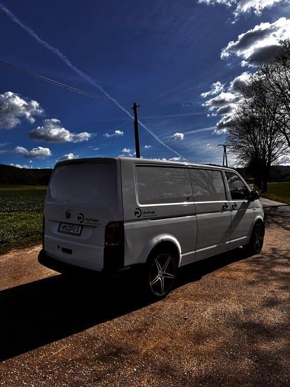 Gebraucht VW Transporter 150 PS (110 kW) 2015 Weiß Van