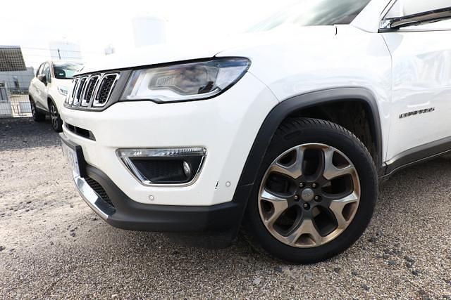 Gebraucht Jeep Compass Limited 120 PS (88 kW) 2020 Bright white bright white SUV