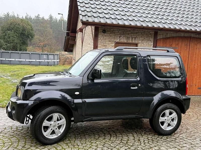 Gebraucht Suzuki Jimny Comfort 86 PS (63 kW) 2016 Schwarz SUV