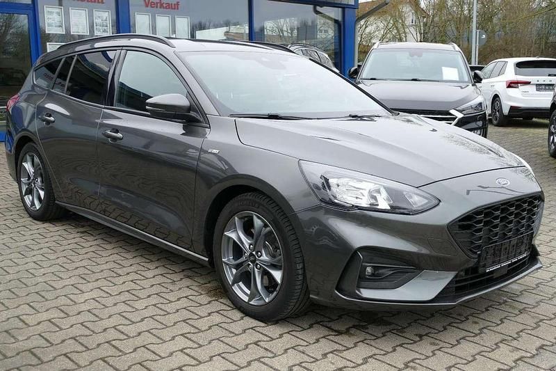 Gebraucht Ford Focus ST 125 PS (91 kW) 2020 Magneticgrau (metallic) Kombi