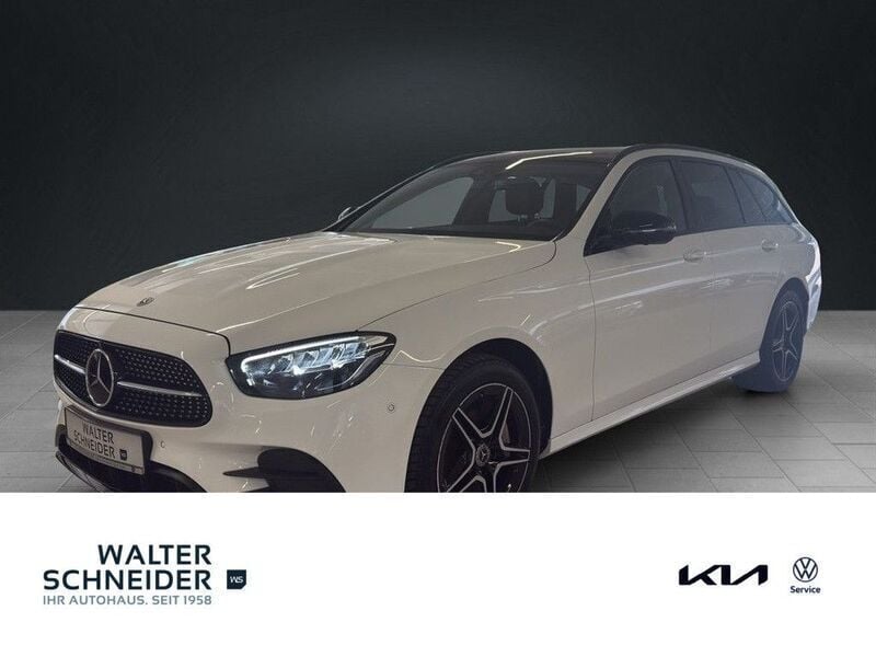 Weiß Gebraucht 2022 Mercedes E300 AMG Kombi | 38.350 € (Fairer Preis) - Bild 1/4