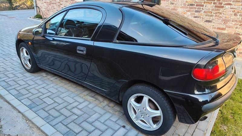 Gebraucht Opel Tigra 90 PS (66 kW) 1998 Schwarz Coupé
