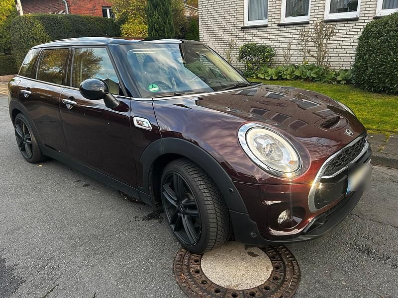 Andere farben Gebraucht 2019 Mini Cooper Clubman Kombi | 23.450 € (Fairer Preis) - Bild 1/4