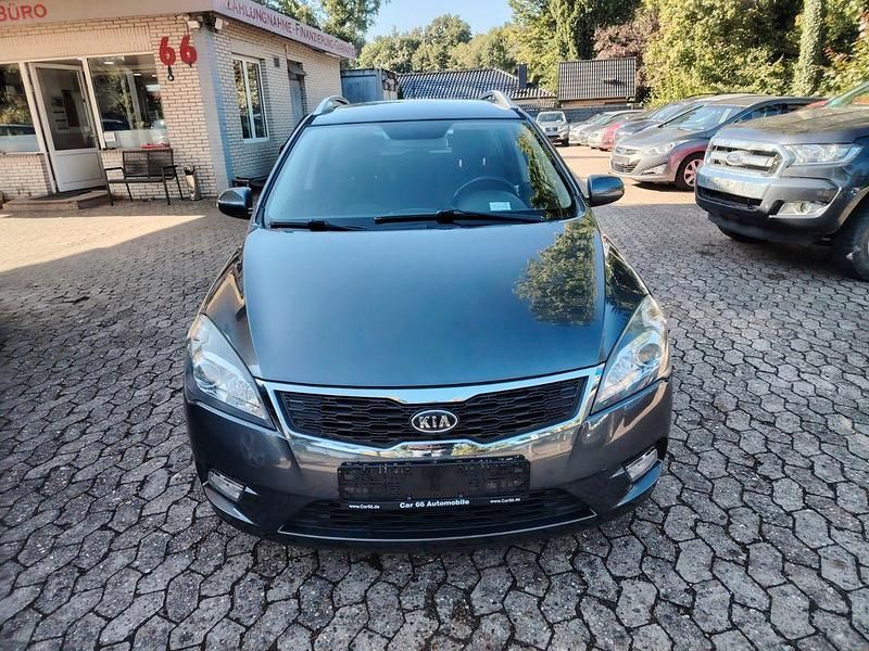 Gebraucht Kia Ceed 90 PS (66 kW) 2010 Grau Kleinwagen