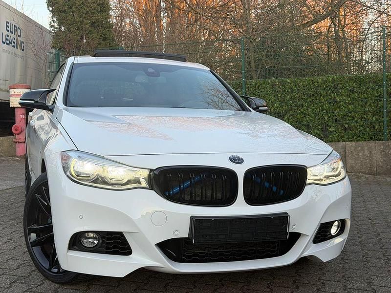 Gebraucht BMW 330 Gran Turismo Shadowline 252 PS (185 kW) 2017 Weiß Limousine