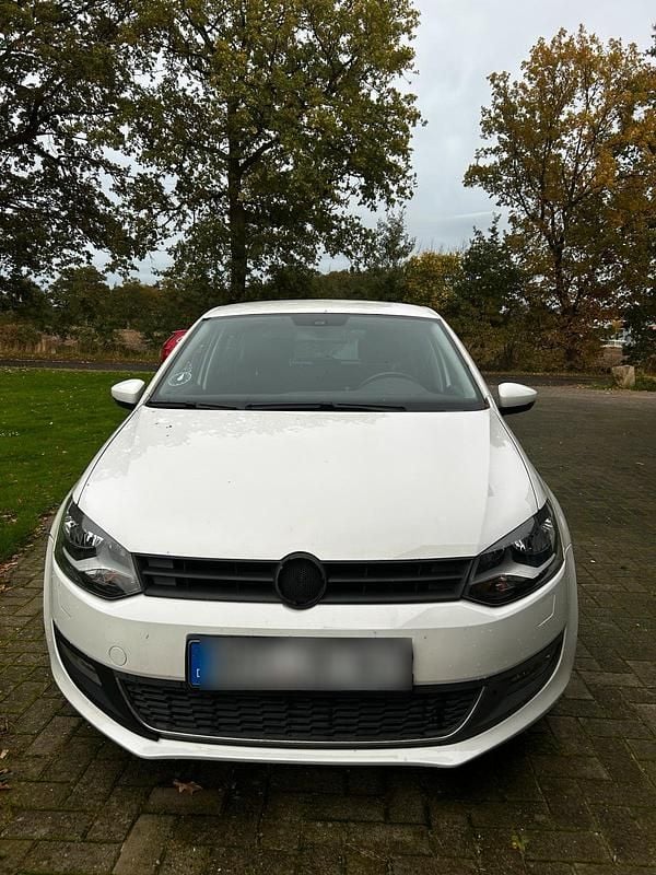 Weiß Gebraucht 2009 VW Polo Kleinwagen | 3.100 € (Superpreis) - Bild 1/4