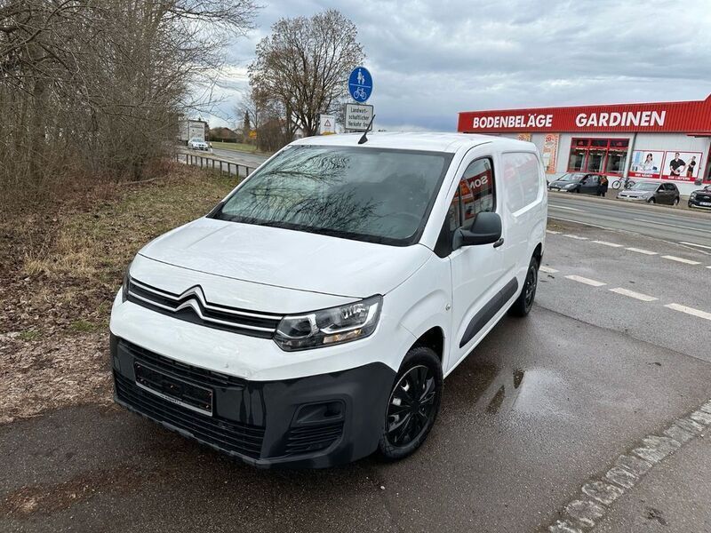 Weiß Gebraucht 2019 Citroën Berlingo Van / Kleinbus | 6.299 € - Bild 1/4