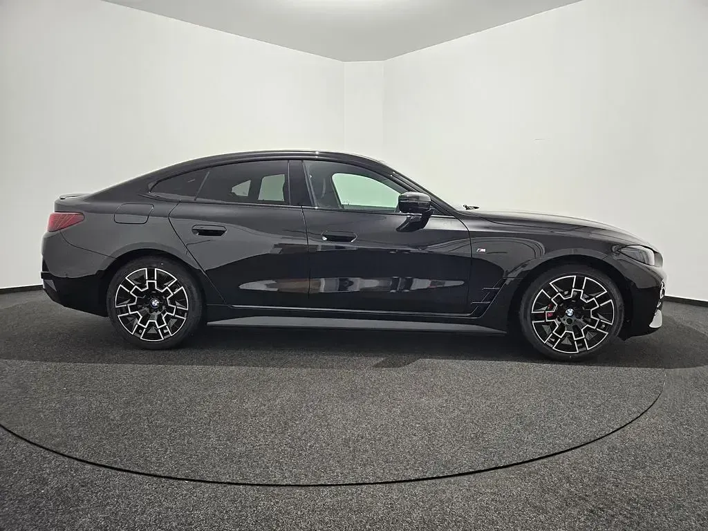 Neu BMW i4 M Sport 210 kW (286 PS) 2026 Schwarz Limousine