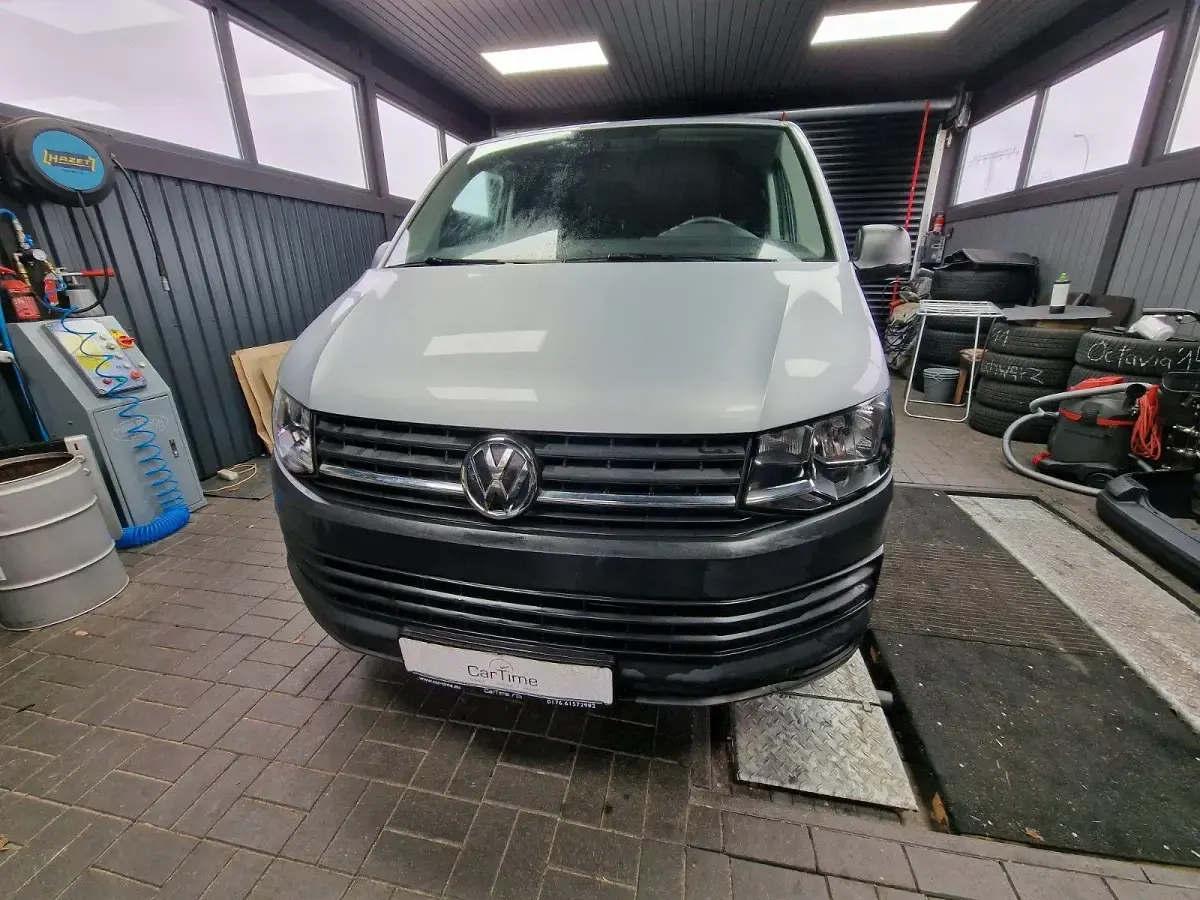 Gebraucht VW Transporter 102 PS (75 kW) 2020 Silber Van