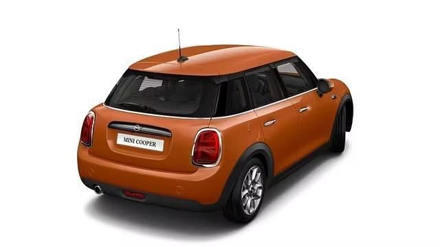 Gebraucht Mini Cooper 136 PS (100 kW) 2019 Orange Kleinwagen