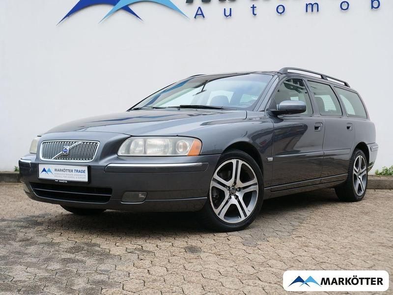 Grau Gebraucht 2004 Volvo V70 Summum Kombi | 2.990 € (Fairer Preis) - Bild 1/4