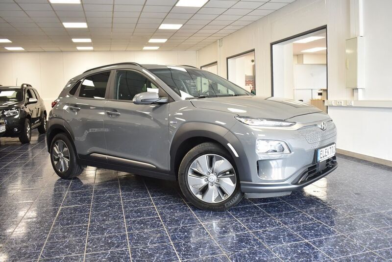 Grau Gebraucht 2020 Hyundai Kona Advantage SUV | 15.880 € (Guter Preis) - Bild 1/4