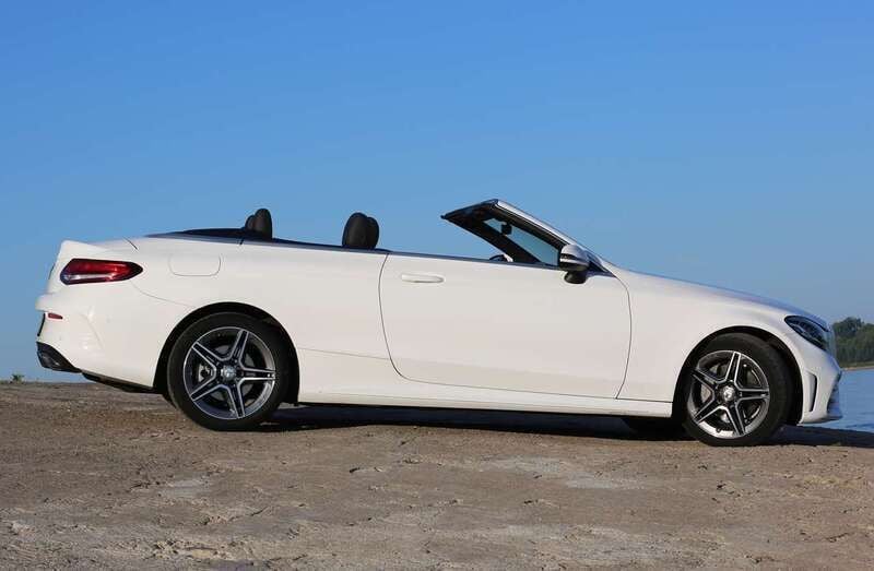 Weiß Gebraucht 2019 Mercedes C180 AMG line Cabrio | 25.900 € (Superpreis) - Bild 1/4