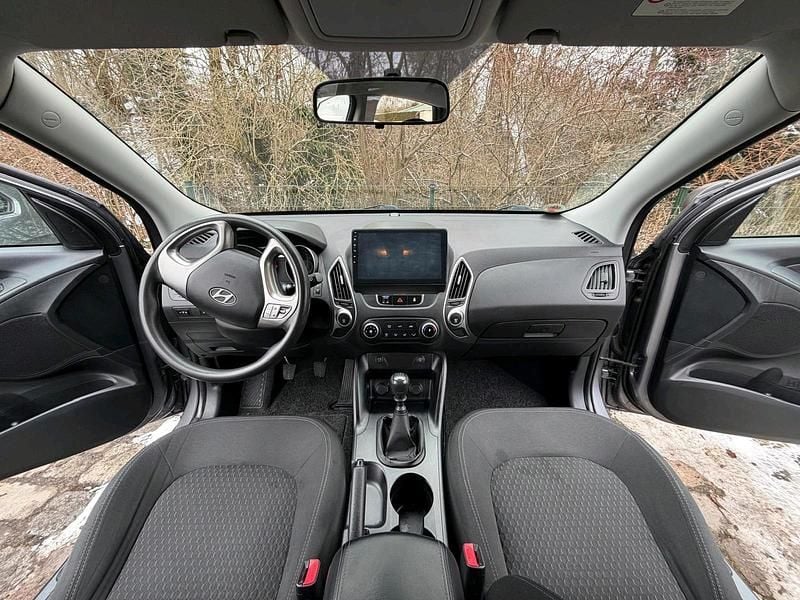 Gebraucht Hyundai ix35 135 PS (99 kW) 2012 Grau SUV