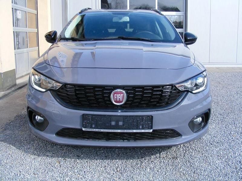 Gebraucht Fiat Tipo S 120 PS (88 kW) 2018 Grigio street/metropoli Kombi