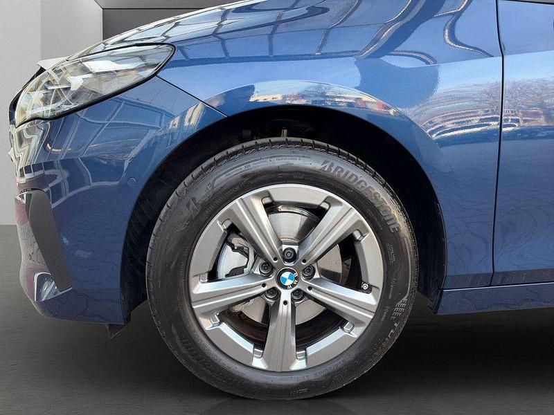 Gebraucht BMW 220 Active Tourer 170 PS (125 kW) 2025 Blau Van / Kleinbus