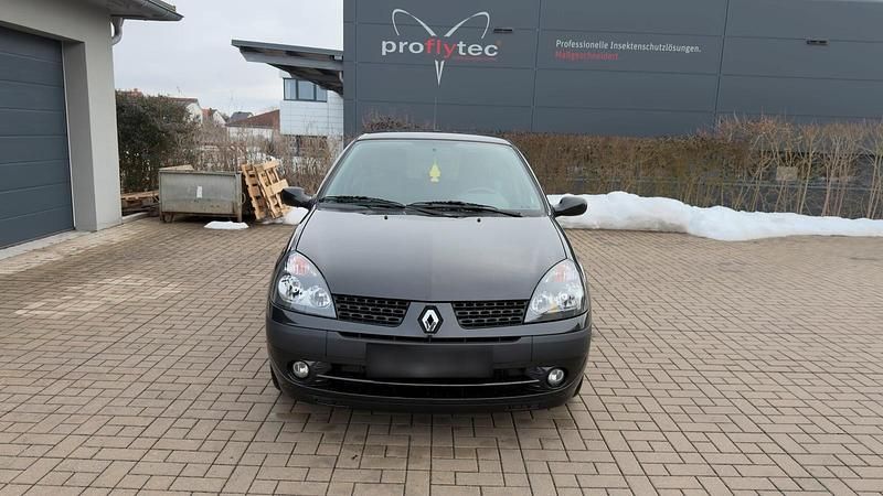 Gebraucht Renault Clio II 75 PS (55 kW) 2003 Schwarz Kleinwagen