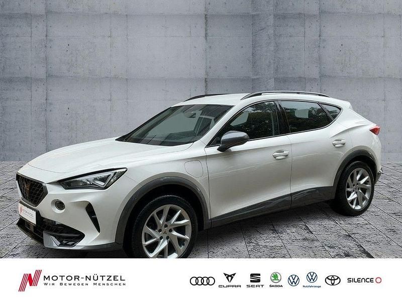 "candy" weiss Gebraucht 2023 Cupra Formentor SUV | 27.730 € (Fairer Preis) - Bild 1/4