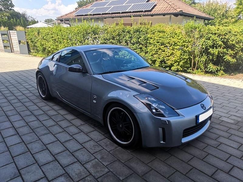 Grau Gebraucht 2004 Nissan 350Z Premium Edition Coupé | 17.999 € (Etwas zu teuer) - Bild 1/4